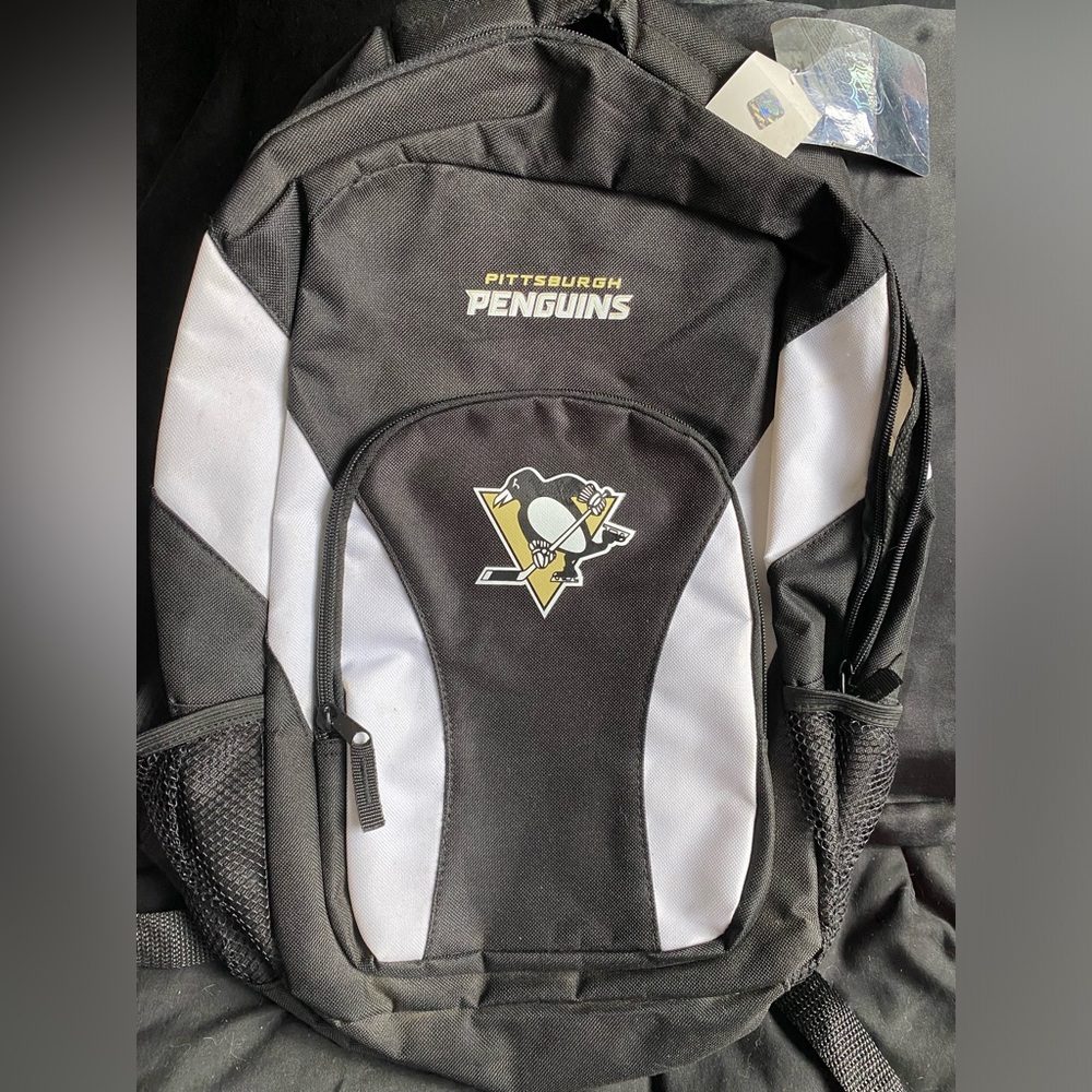 Penguins hockey back pack never used